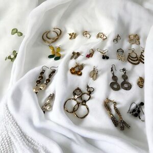 36 Pairs Earrings Jewelry Bundle – Unique Styles, Perfect for Resale or Gifting
